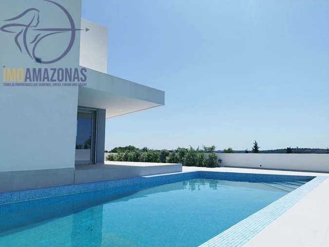 Moradia T3 para Venda em Alcantarilha e Pêra Foto 8