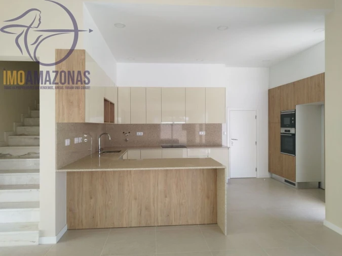 Moradia T3 para Venda em Alcantarilha e Pêra Foto 22