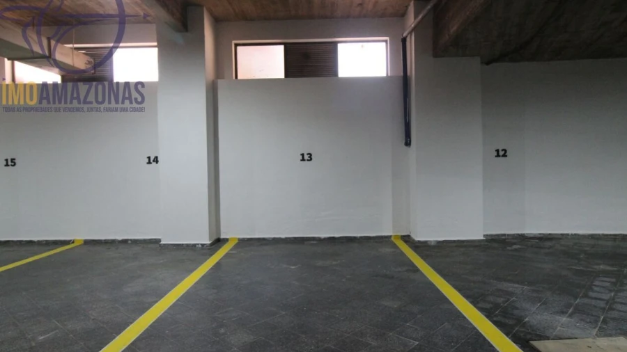 Garagem para Venda em Albufeira e Olhos de Água