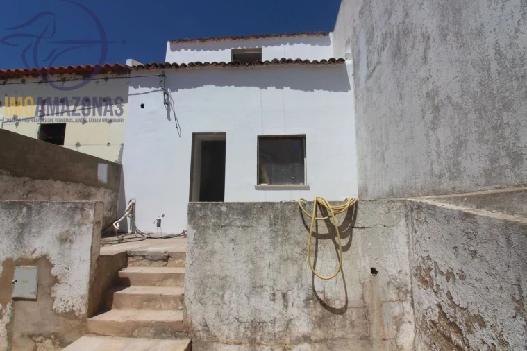 Moradia T1 para Venda em Silves Foto 1