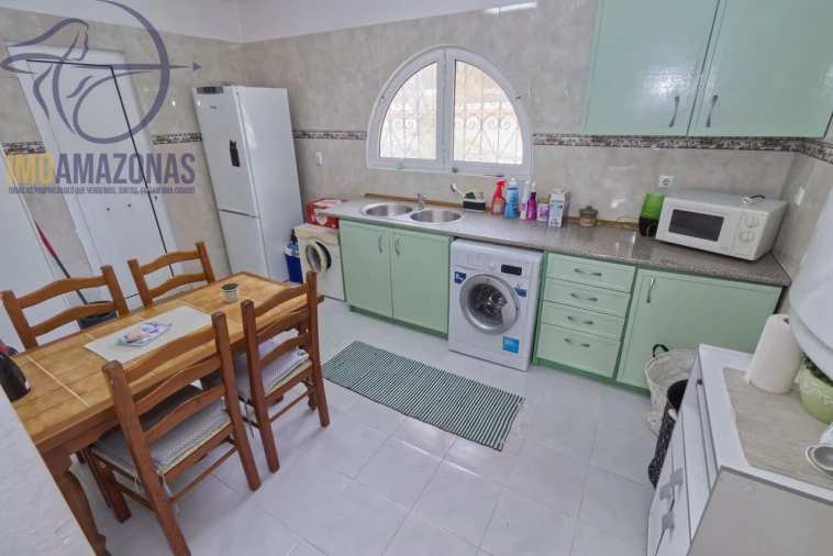 Moradia T4 para Venda em Alcantarilha e Pêra Foto 56