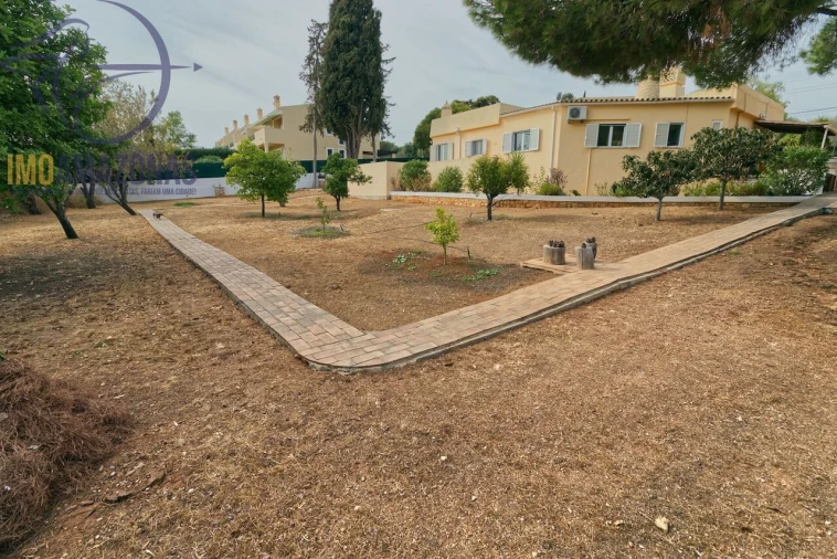 Moradia T4 para Venda em Alcantarilha e Pêra Foto 32