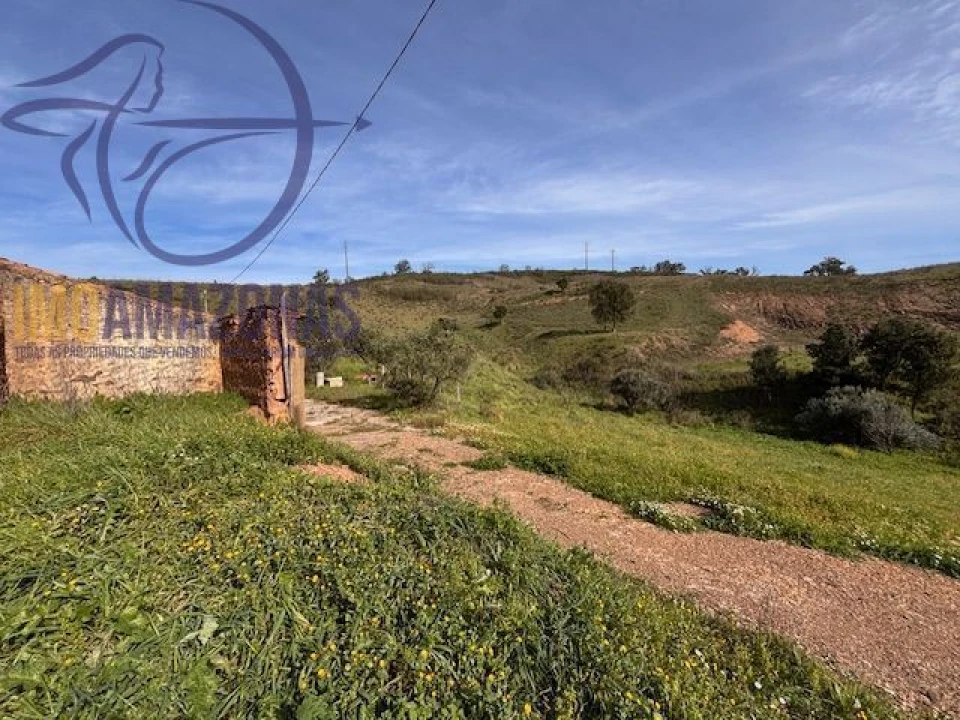 Moradia T3 para Venda em São Marcos da Serra Foto 11