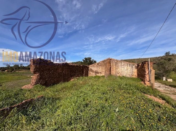 Moradia T3 para Venda em São Marcos da Serra Foto 9