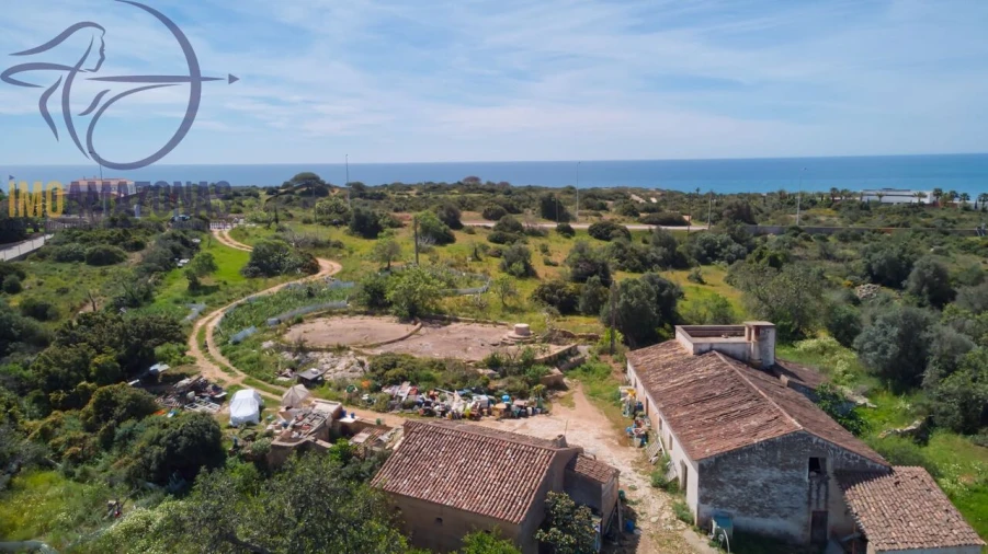 Moradia T6 para Venda em Ferragudo