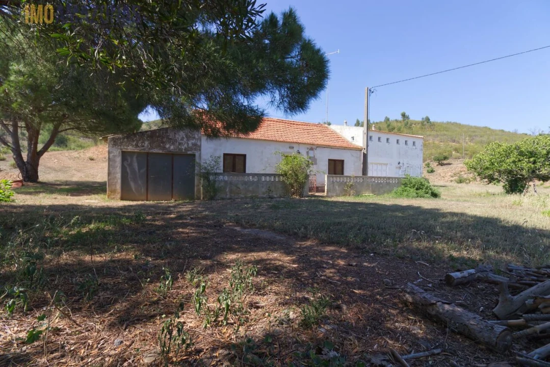 Quinta T3 para Venda em Alferce Foto 2