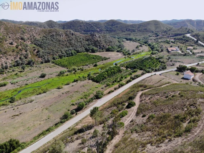 Quinta T3 para Venda em Alferce Foto 11