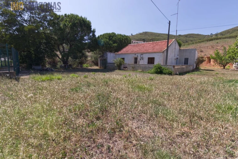 Quinta T3 para Venda em Alferce Foto 3