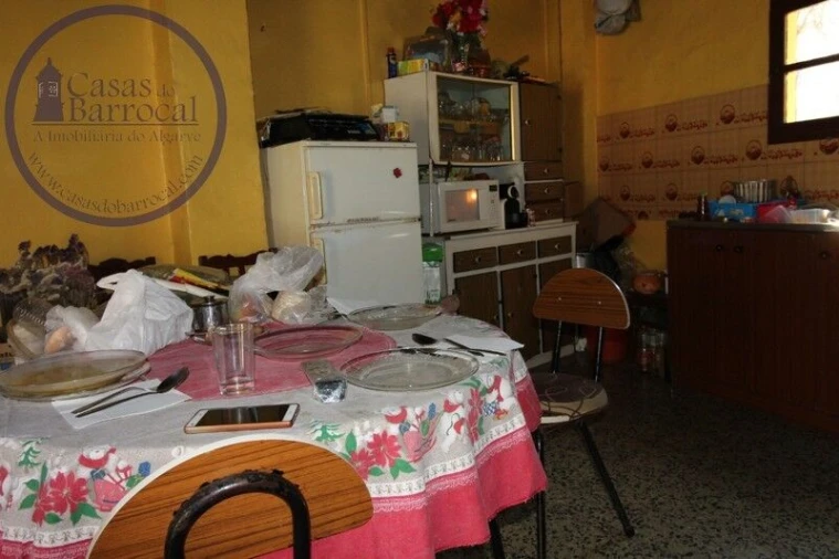 Moradia T2 para Venda em Monchique Foto 3