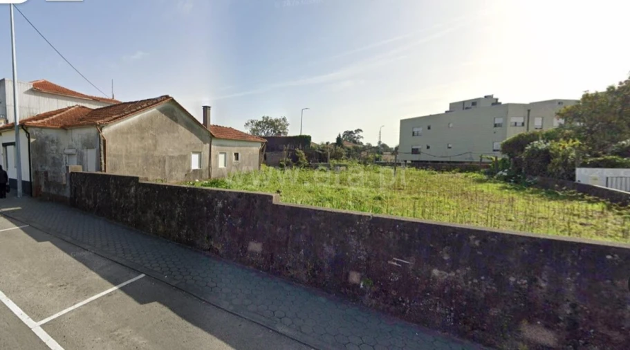 Moradia T2 para Venda em Avintes Foto 2