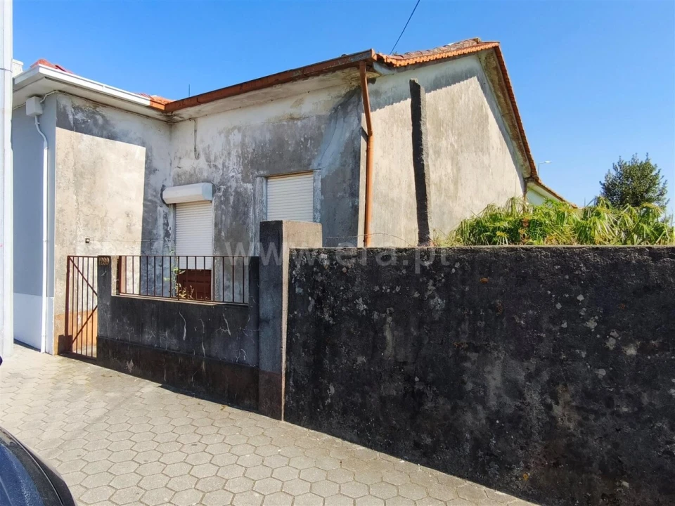 Moradia T2 para Venda em Avintes Foto 1