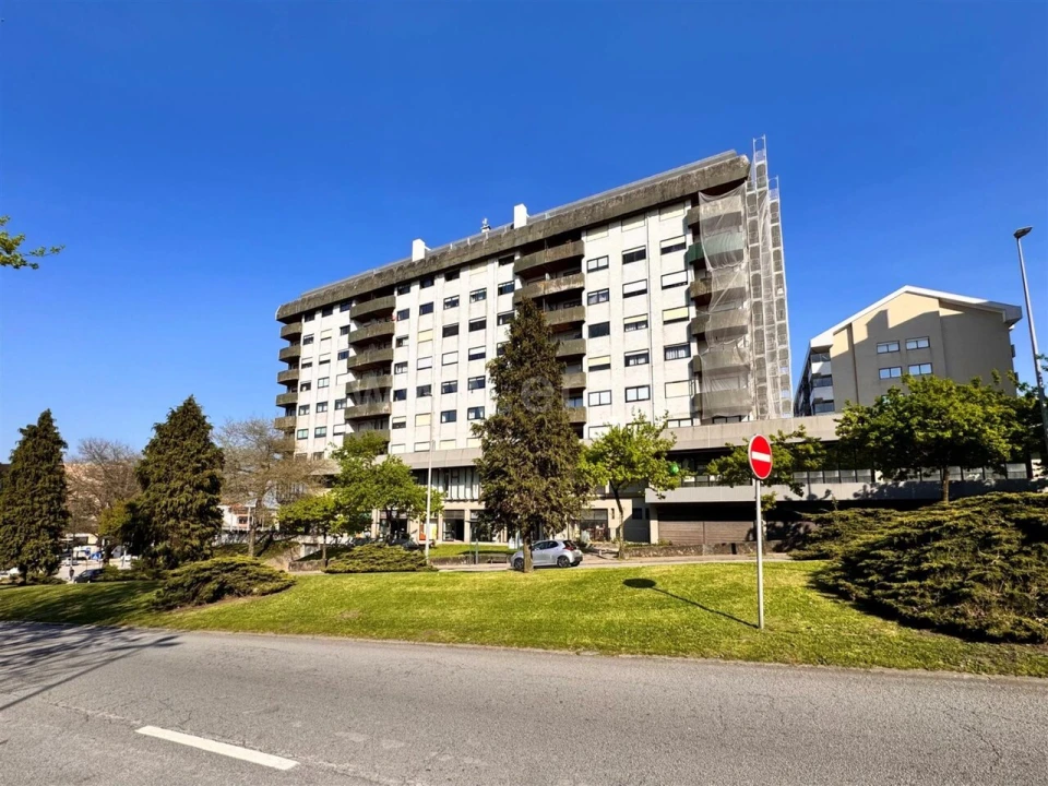Apartamento T2 para Venda em Paranhos Foto 18