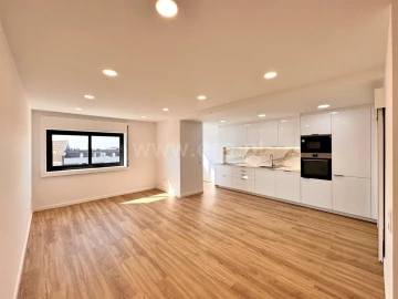 Apartamento T2 para Venda em Paranhos