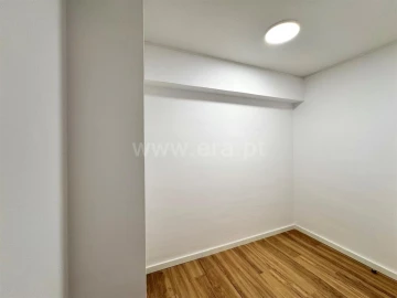 Apartamento T2 para Venda em Paranhos