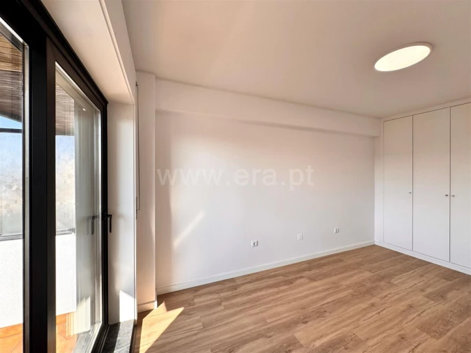 Apartamento T2 para Venda em Paranhos Foto 15
