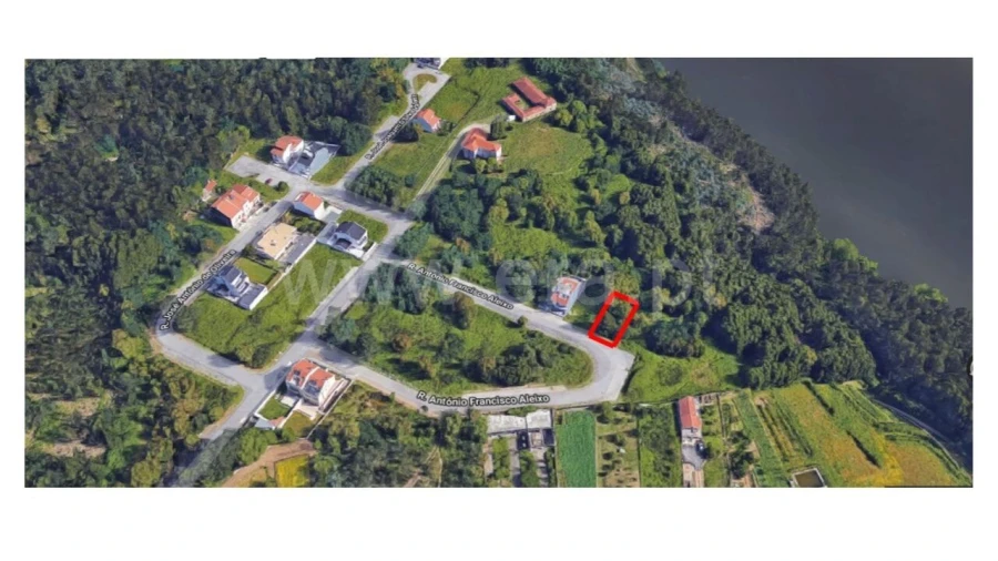 Terreno para Venda em Avintes Foto 4