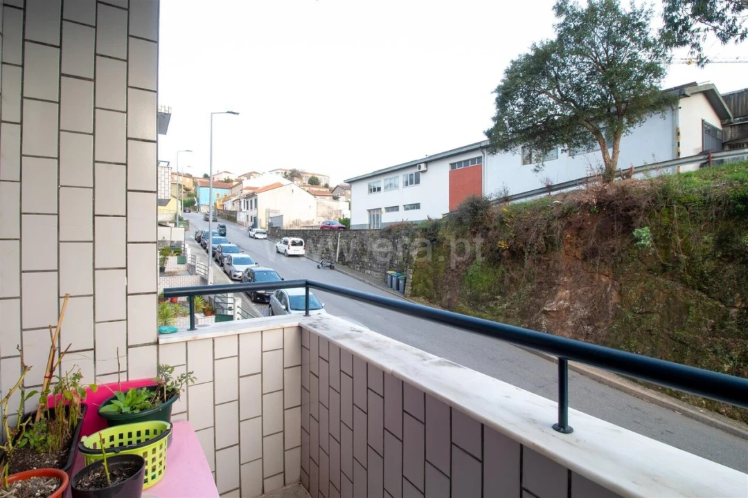 Apartamento T3 para Venda em Avintes Foto 12