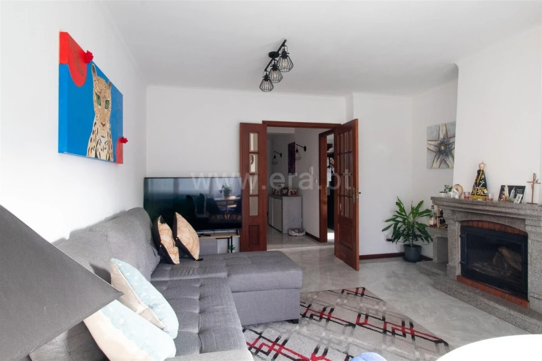 Apartamento T3 para Venda em Avintes Foto 3