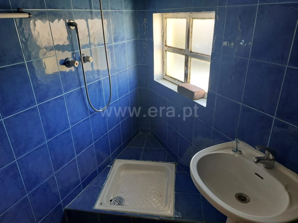 Moradia T3 para Venda em Oliveira do Douro Foto 17