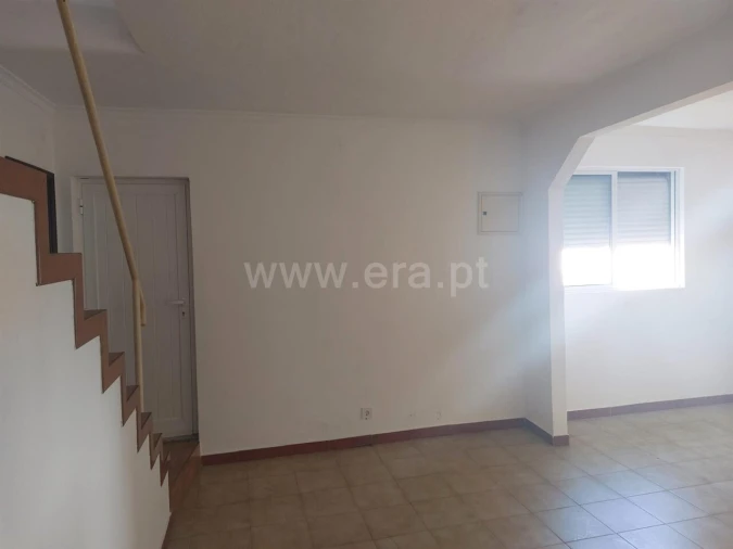 Moradia T3 para Venda em Oliveira do Douro Foto 20