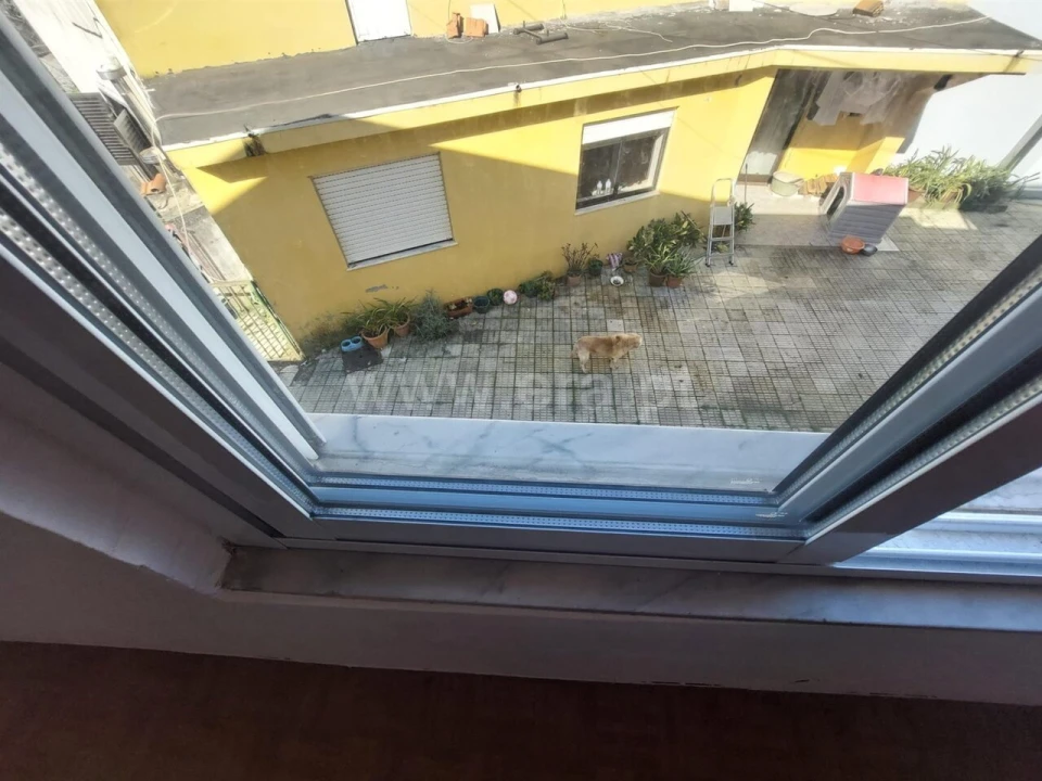 Moradia T3 para Venda em Oliveira do Douro Foto 11