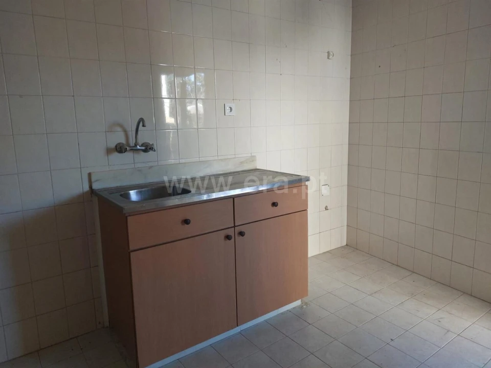 Moradia T3 para Venda em Oliveira do Douro Foto 8