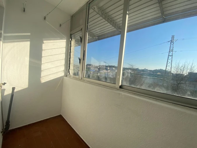 Apartamento T3 para Venda em Vilar de Andorinho Foto 6
