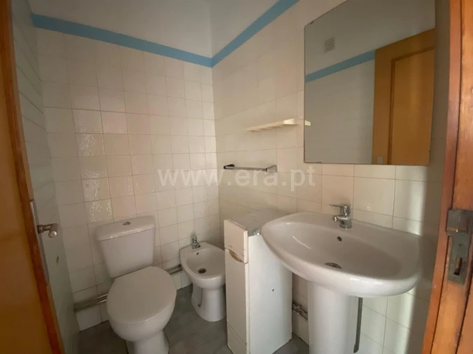 Apartamento T3 para Venda em Vilar de Andorinho Foto 17