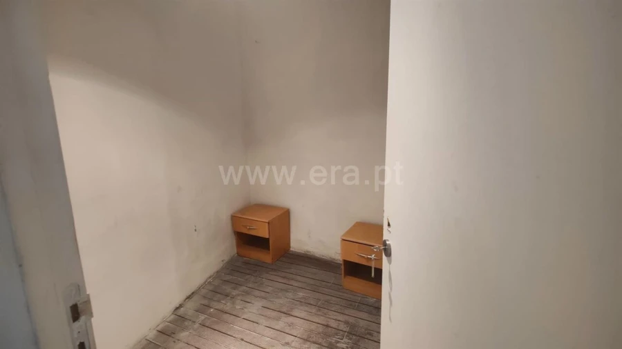 Moradia T2 para Venda em Paranhos Foto 5