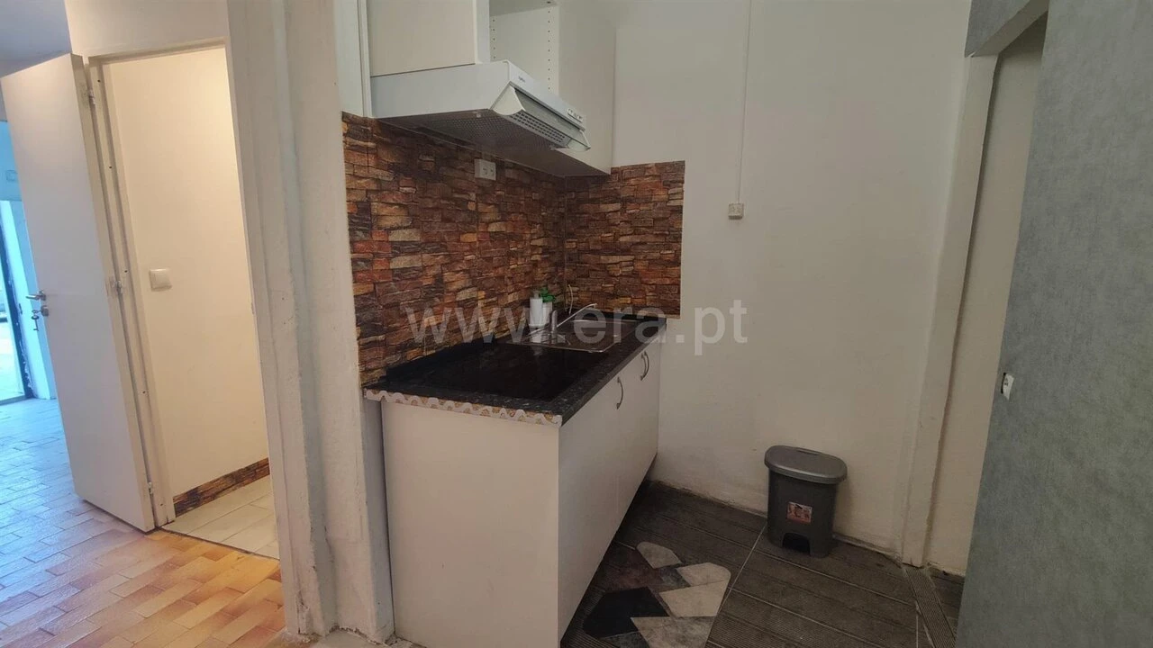 Moradia T2 para Venda em Paranhos Foto 4