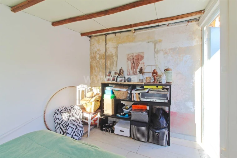 Moradia T4 para Venda em Lomba Foto 13