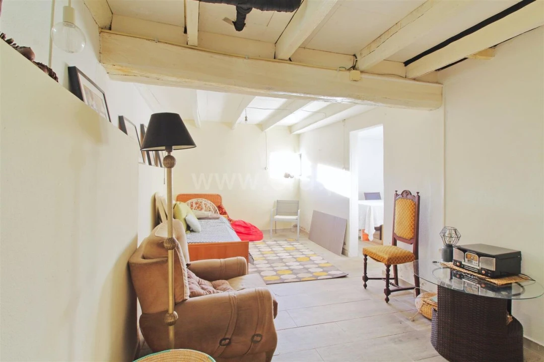 Moradia T4 para Venda em Lomba Foto 19