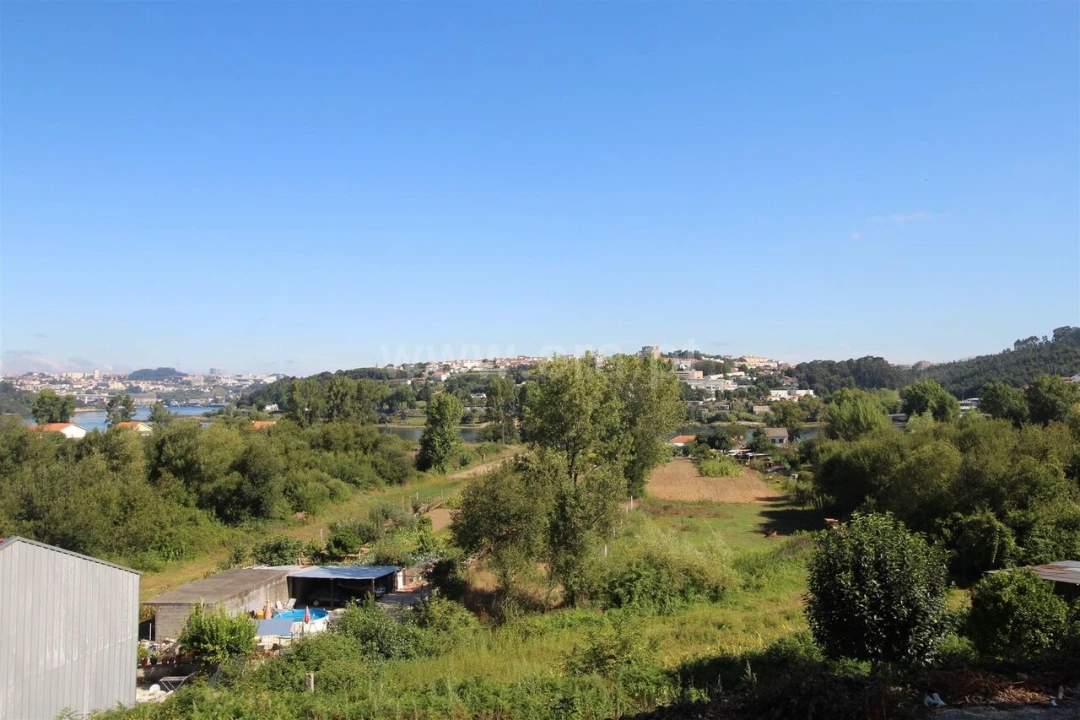 Terreno para Venda em Avintes Foto 7