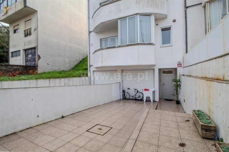 Moradia T3 para Venda em Oliveira do Douro Foto 15