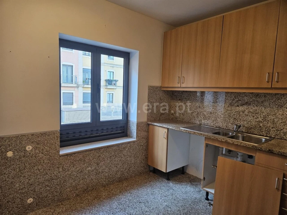 Apartamento T2 para Venda em Oliveira do Douro Foto 6