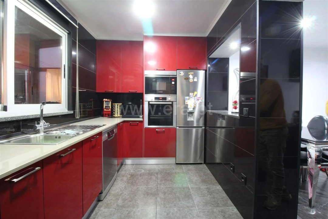 Moradia T3 para Venda em Madalena Foto 6