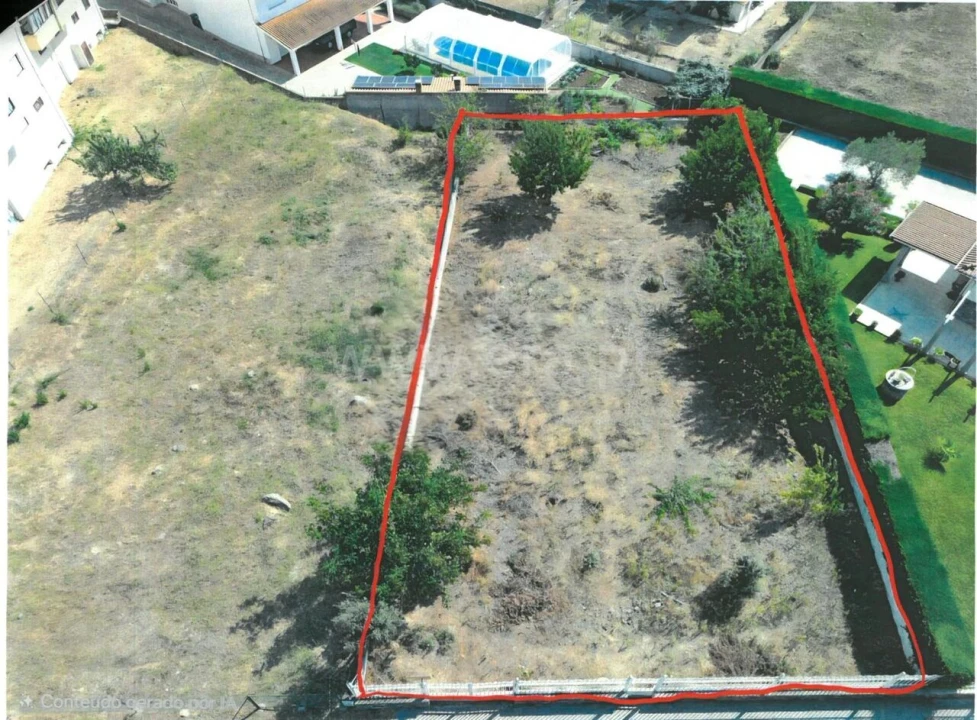 Terreno para Venda em Sé, Santa Maria e Meixedo Foto 1