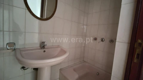 Apartamento T2 para Venda em Vilar de Andorinho