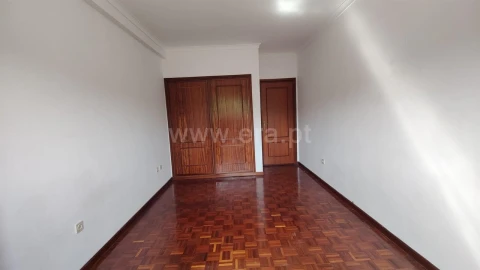 Apartamento T2 para Venda em Vilar de Andorinho