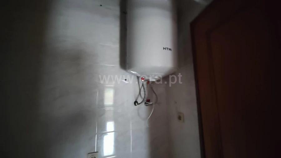 Apartamento T2 para Venda em Vilar de Andorinho Foto 12