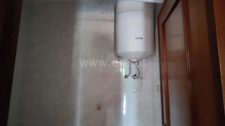 Apartamento T2 para Venda em Vilar de Andorinho Foto 9