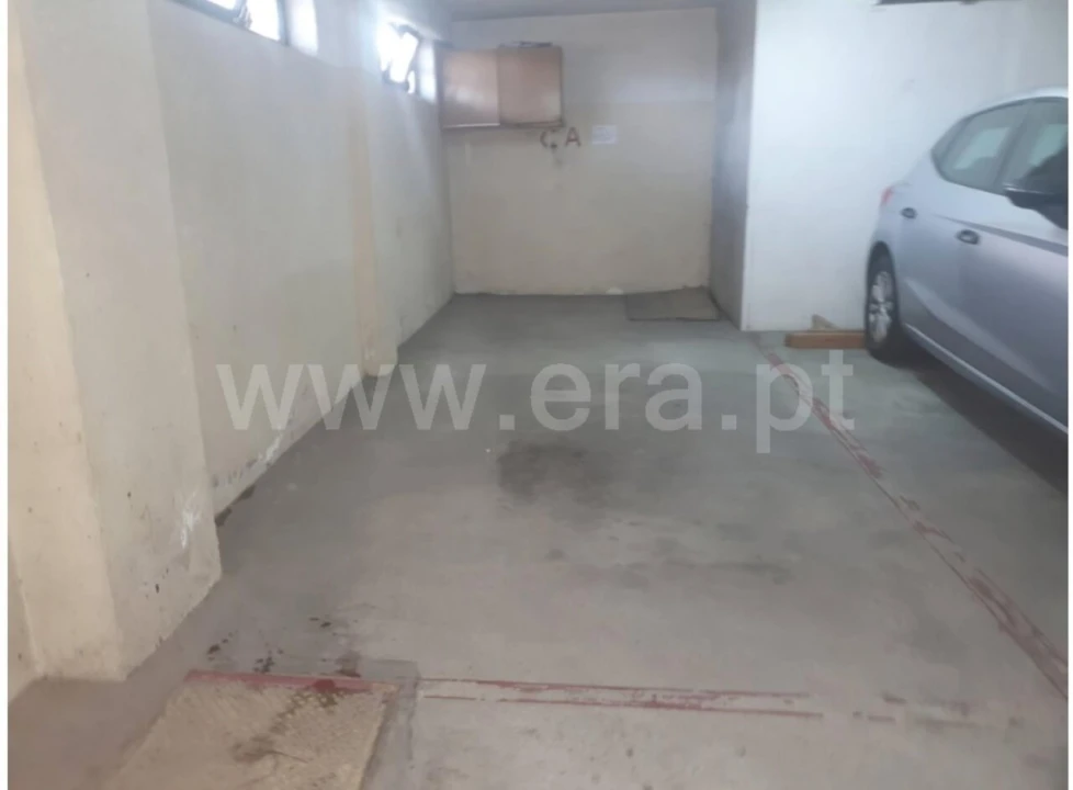 Apartamento T2 para Venda em Vilar de Andorinho Foto 18