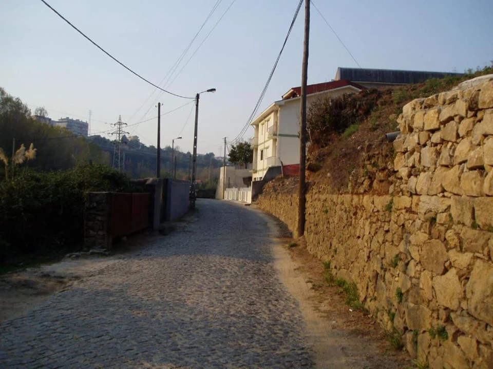 Terreno para Venda em Avintes Foto 3