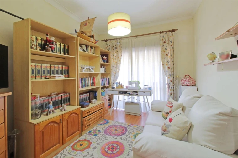 Moradia T4 para Venda em Oliveira do Douro Foto 11