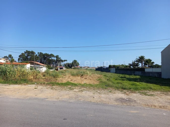 Terreno para Venda em Arcozelo Foto 3