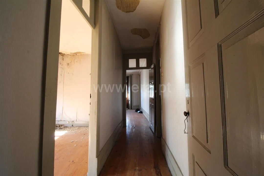 Quinta T0 para Venda em Oliveira do Douro Foto 18