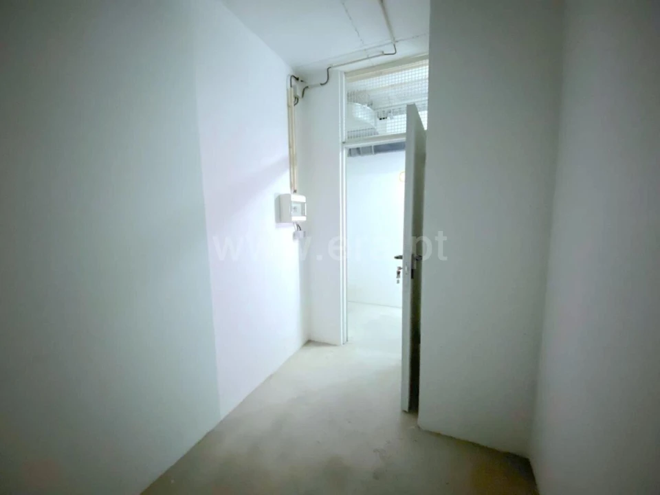 Apartamento T1 para Venda em Oliveira do Douro Foto 17