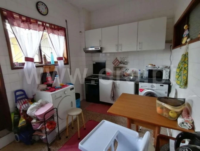 Prédio para Venda em Oliveira do Douro Foto 18