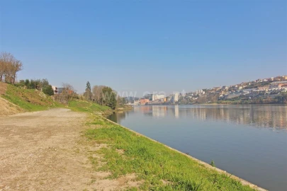 Terreno para Venda em Oliveira do Douro