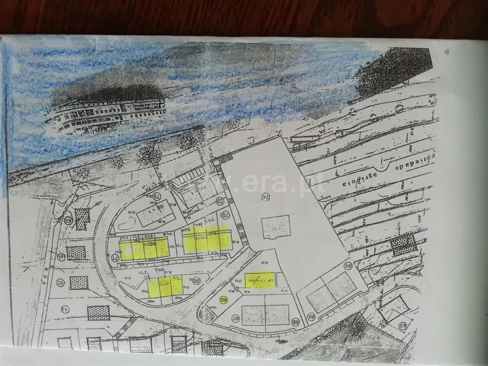 Terreno para Venda em Oliveira do Douro Foto 11